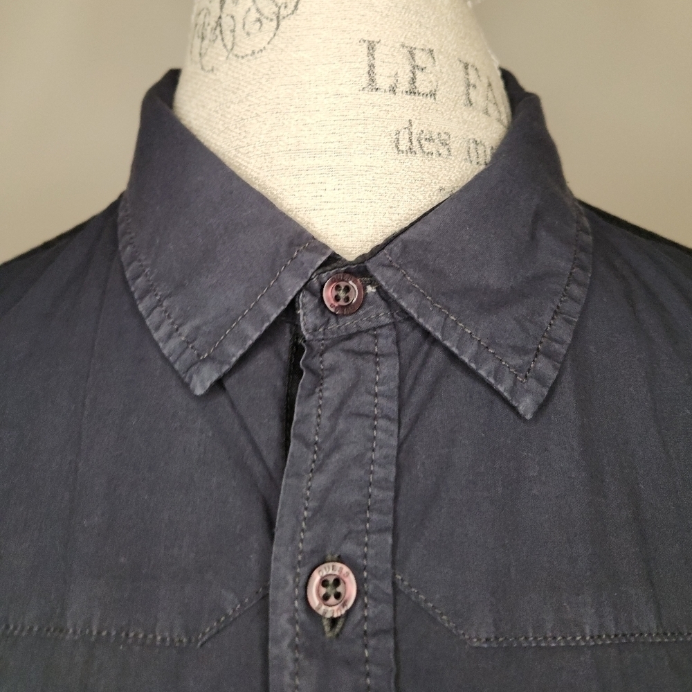 Vintage Guess Mens Buttonup Dress Shirt